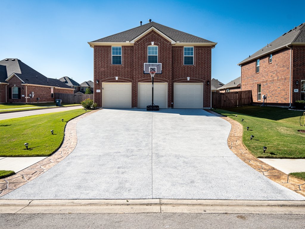 Concrete contractor serving Carrollton, TX